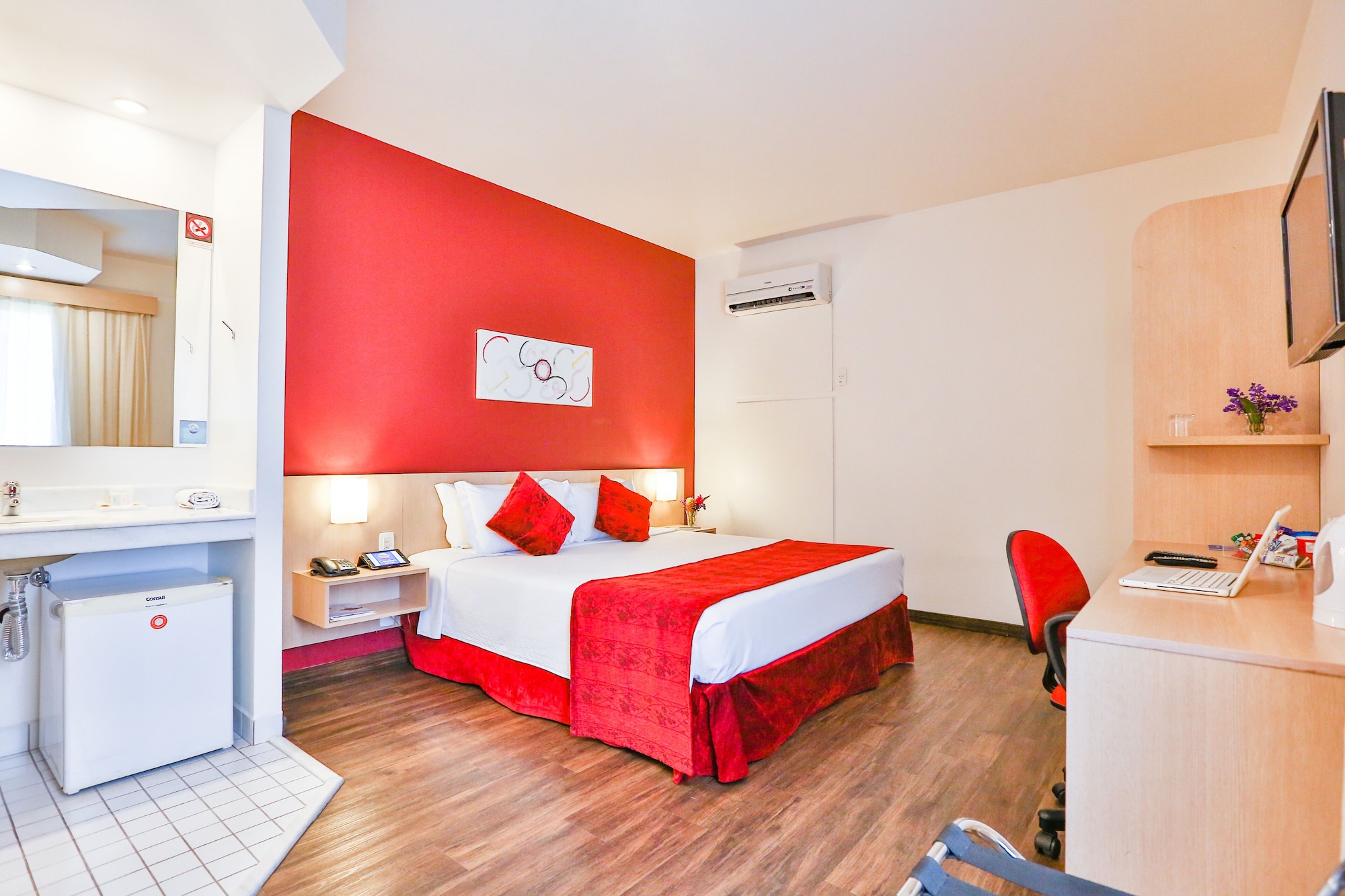 Deluxe, Queen Bed, Comfort Hotel Joinville 5/10