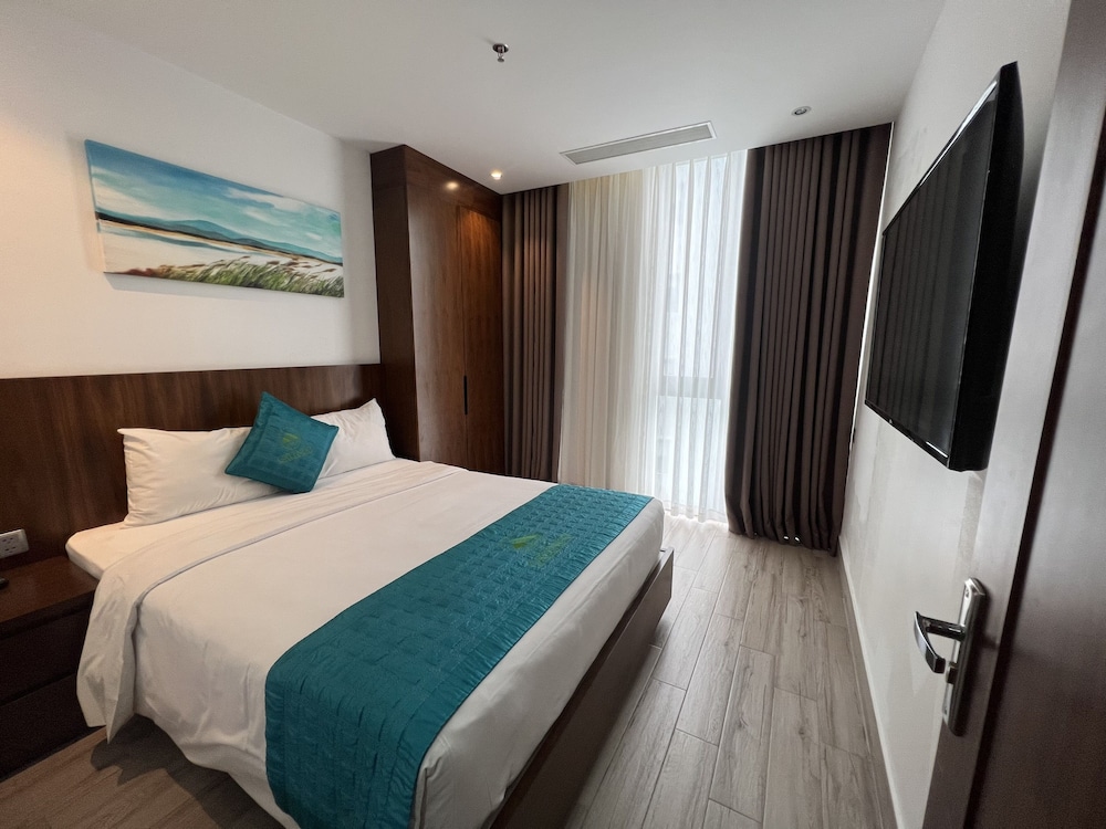 2 BEDROOMS, PREMIER, APARTMENT