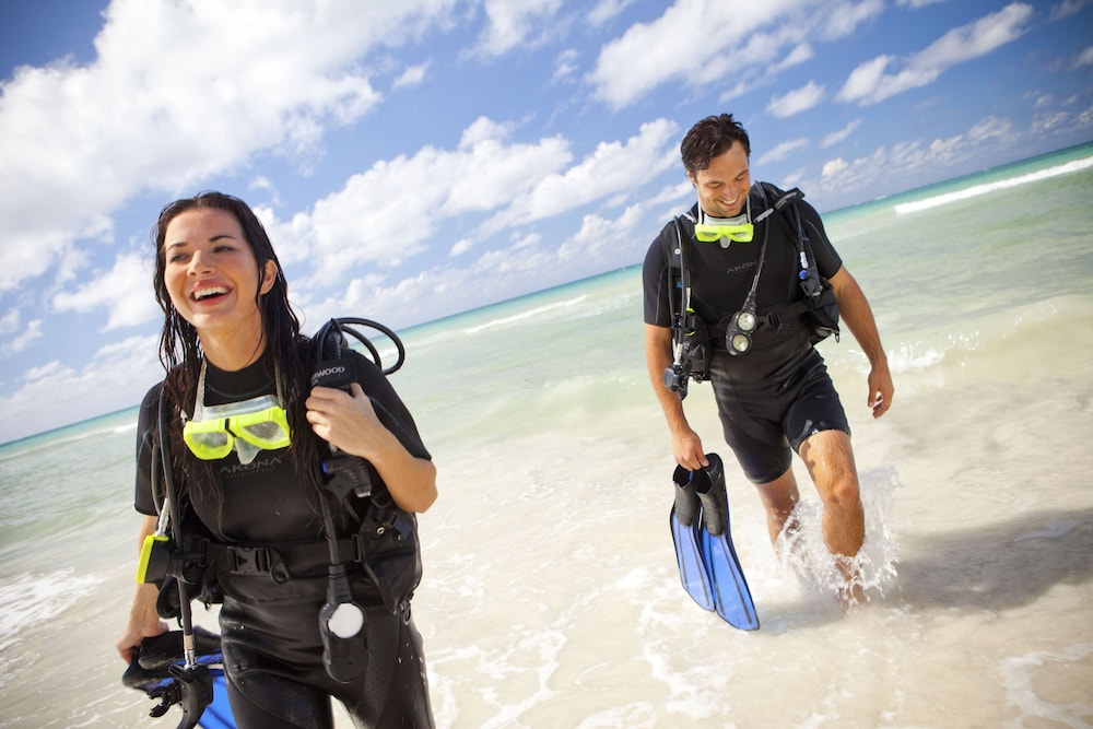 Couples Swept Away - All Inclusive - Couples Only 39/66