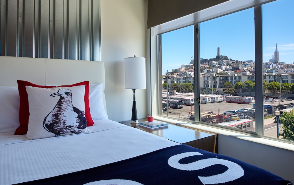 Hotel Zephyr 11/51