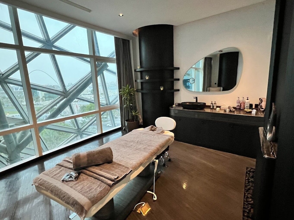 Century Marina Hotel, Lusail 34/50