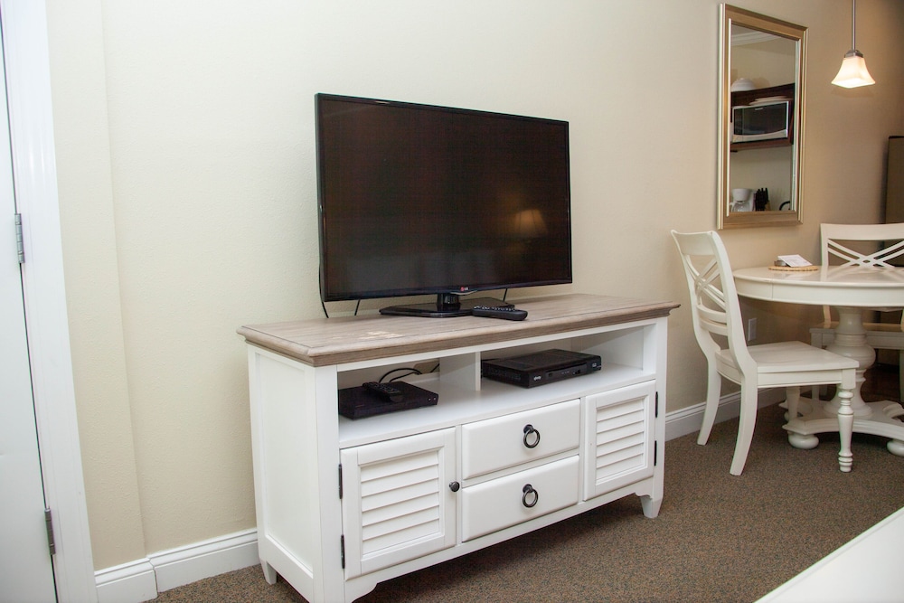 Innseason Resorts Harborwalk 39/50