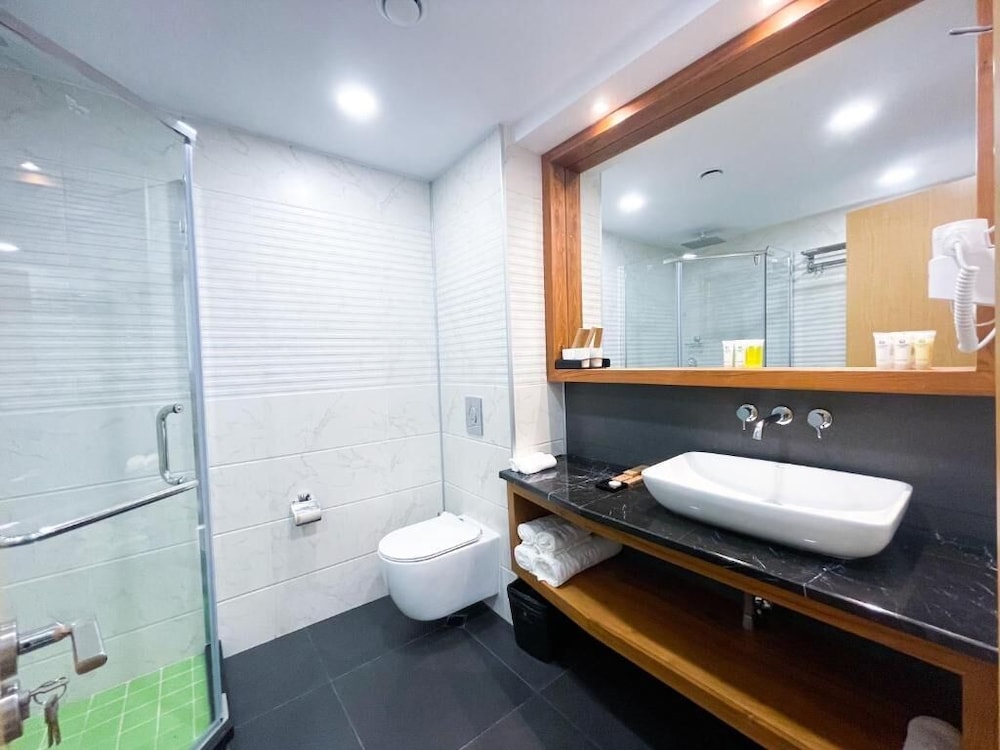 Grand Opera Hotel 35/39