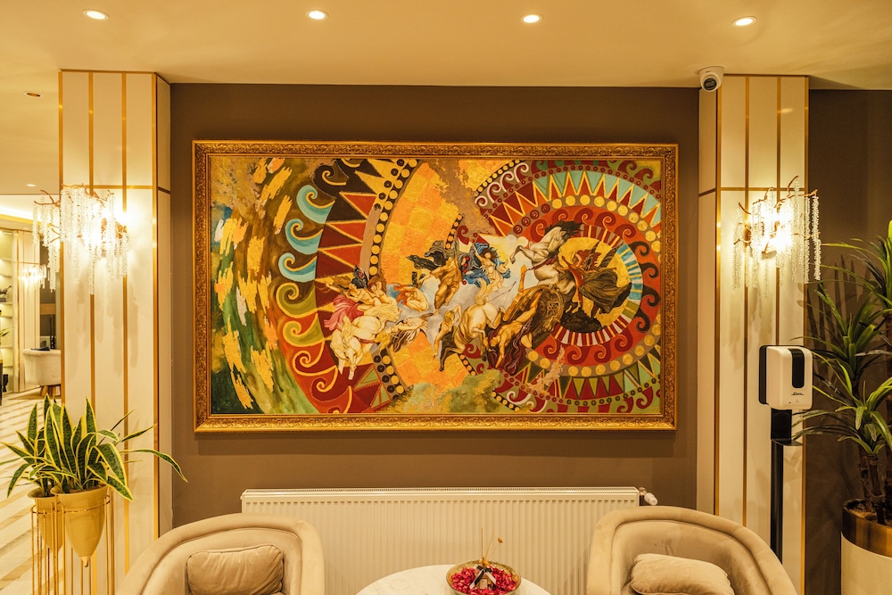 MQ Hotel Suites 10/60