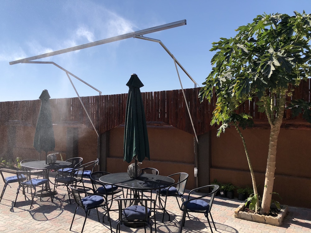 City Lodge Boutique Hotel 34/46