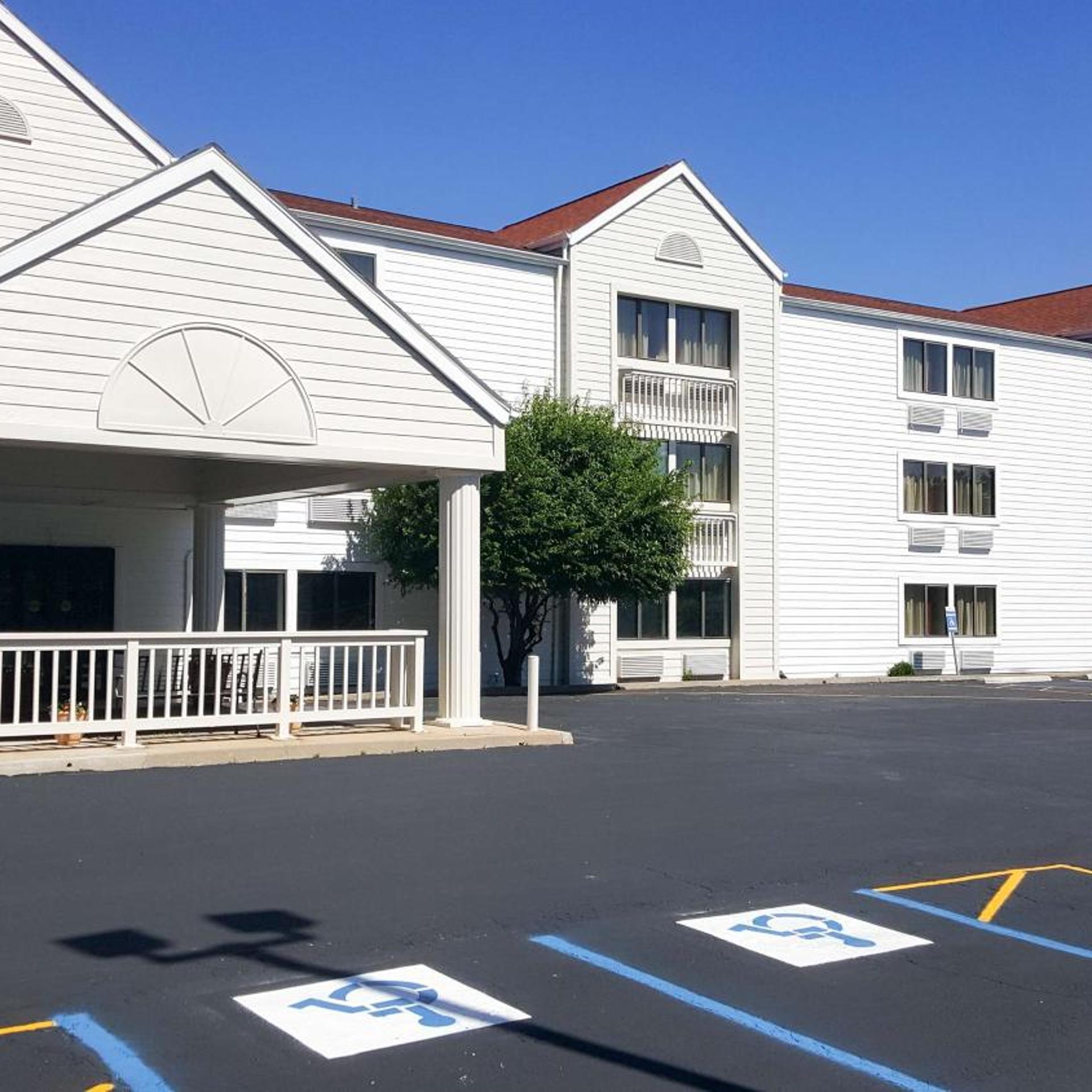 Motel6 Maryland Heights, MO 42/44