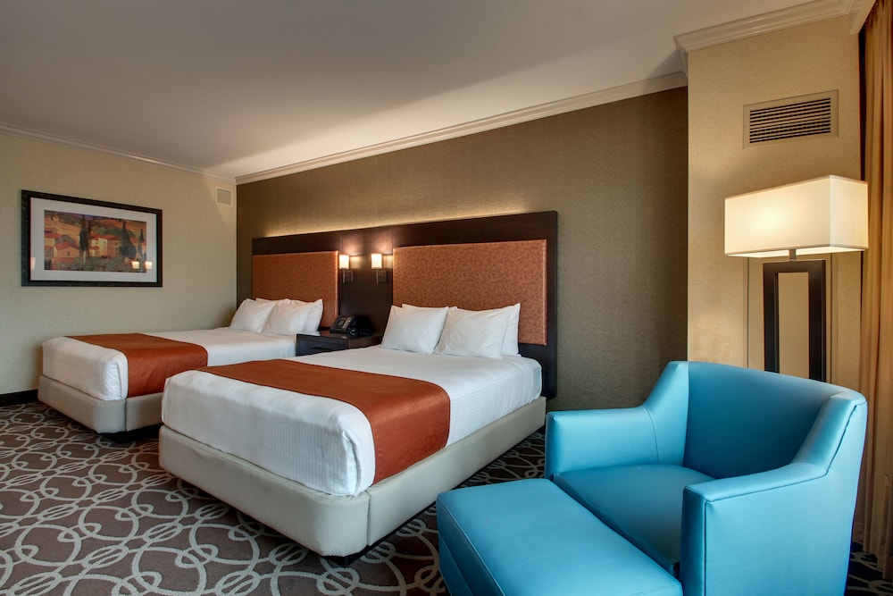 Argosy Casino Hotel And Spa 15/38