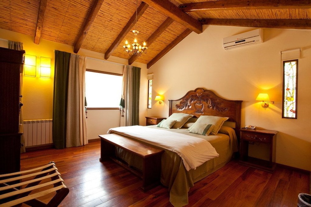Marques de Tojo Hotel 11/63