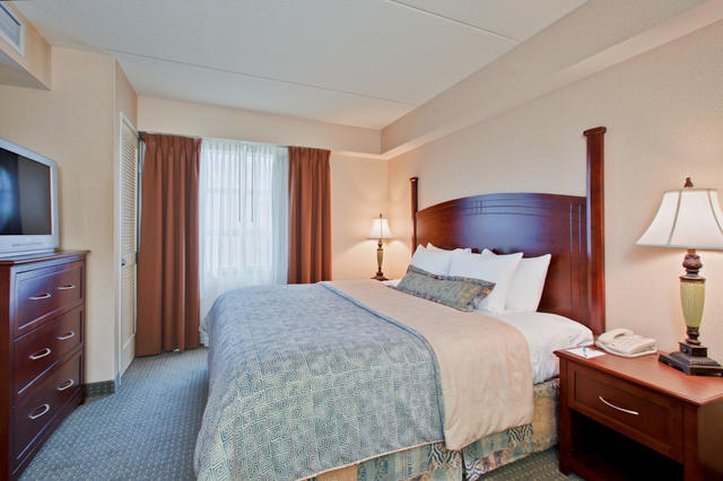 Staybridge Suites London 20/55