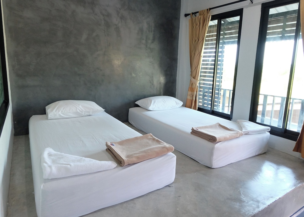 STANDARD, TWIN BEDS