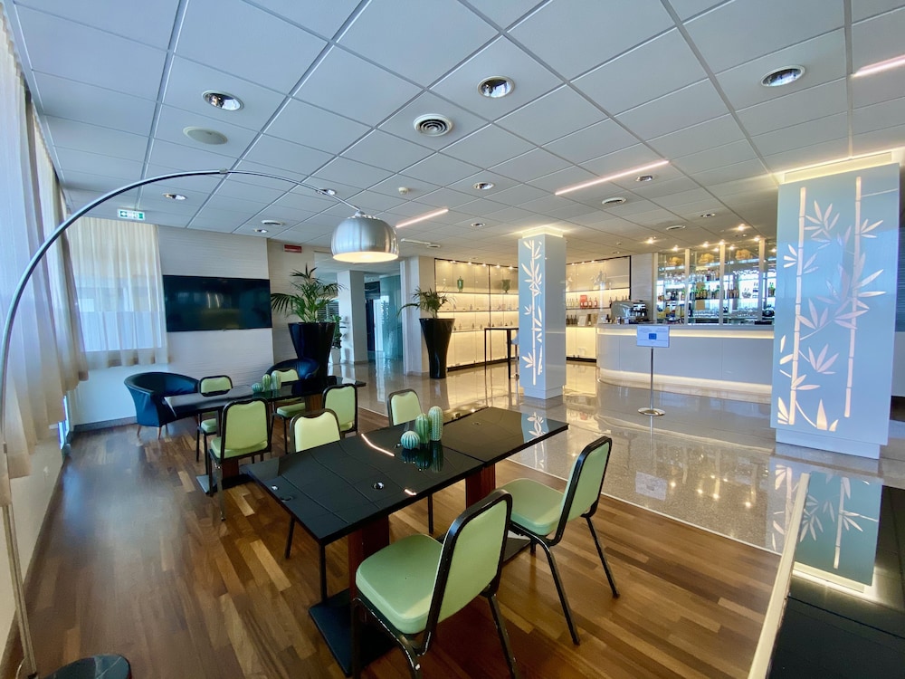 Barion Hotel 53/64