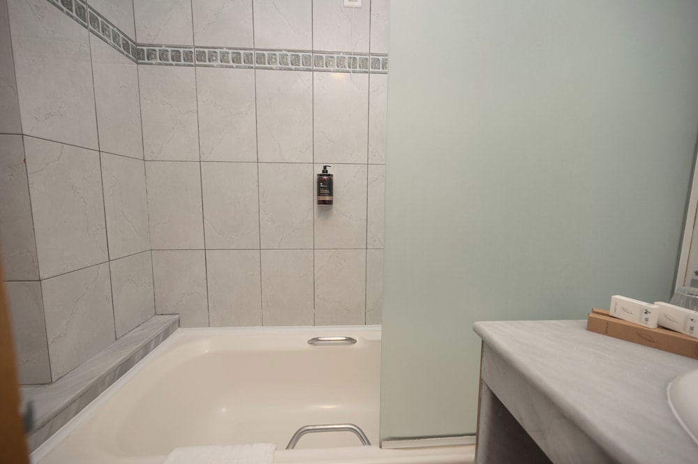LOFT, SUPERIOR