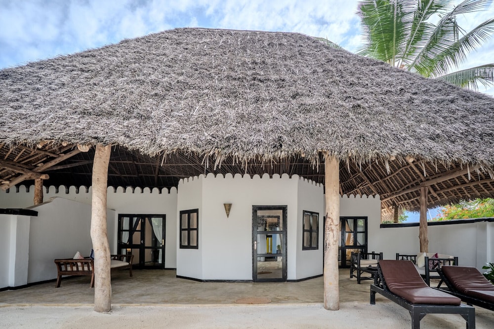 Pongwe Bay Resort 3/50