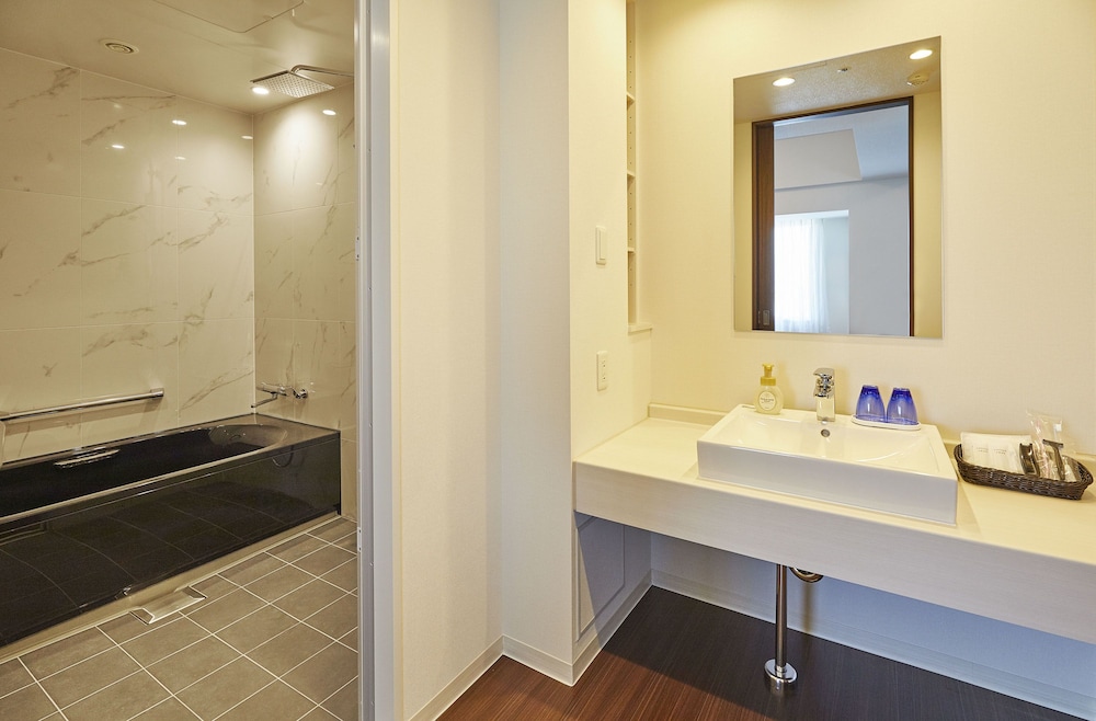 Hotel Lumiere Grande Nagareyama-Otakanomori 37/44