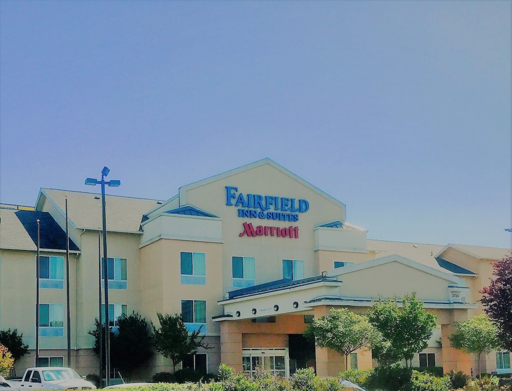 Fairfield Inn & Suites Sacramento Airport Natomas in SACRAMENTO - CA