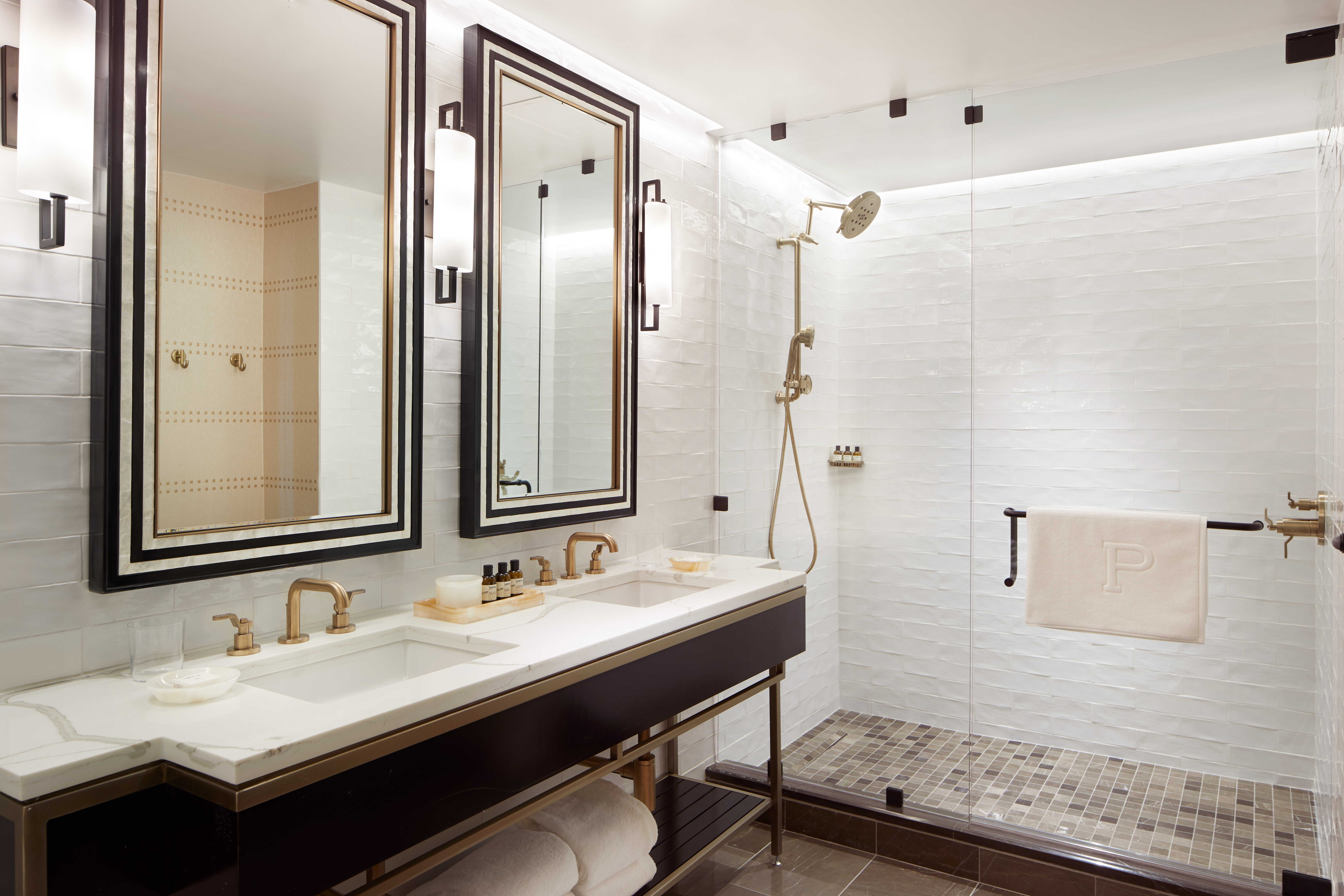 Anson, Junior Suite