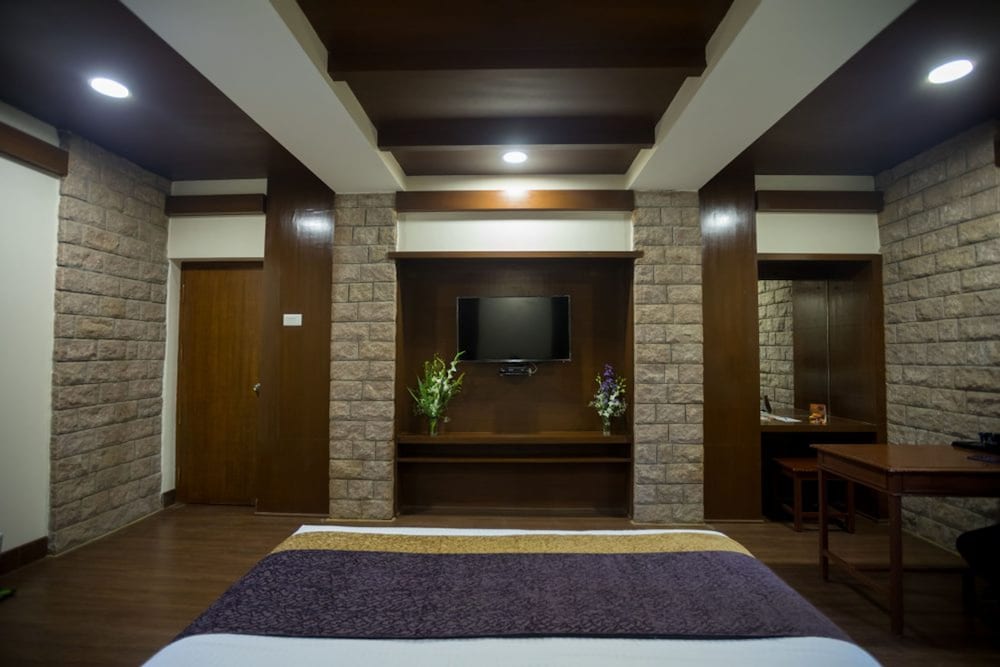 Hotel Kodai International 7/38