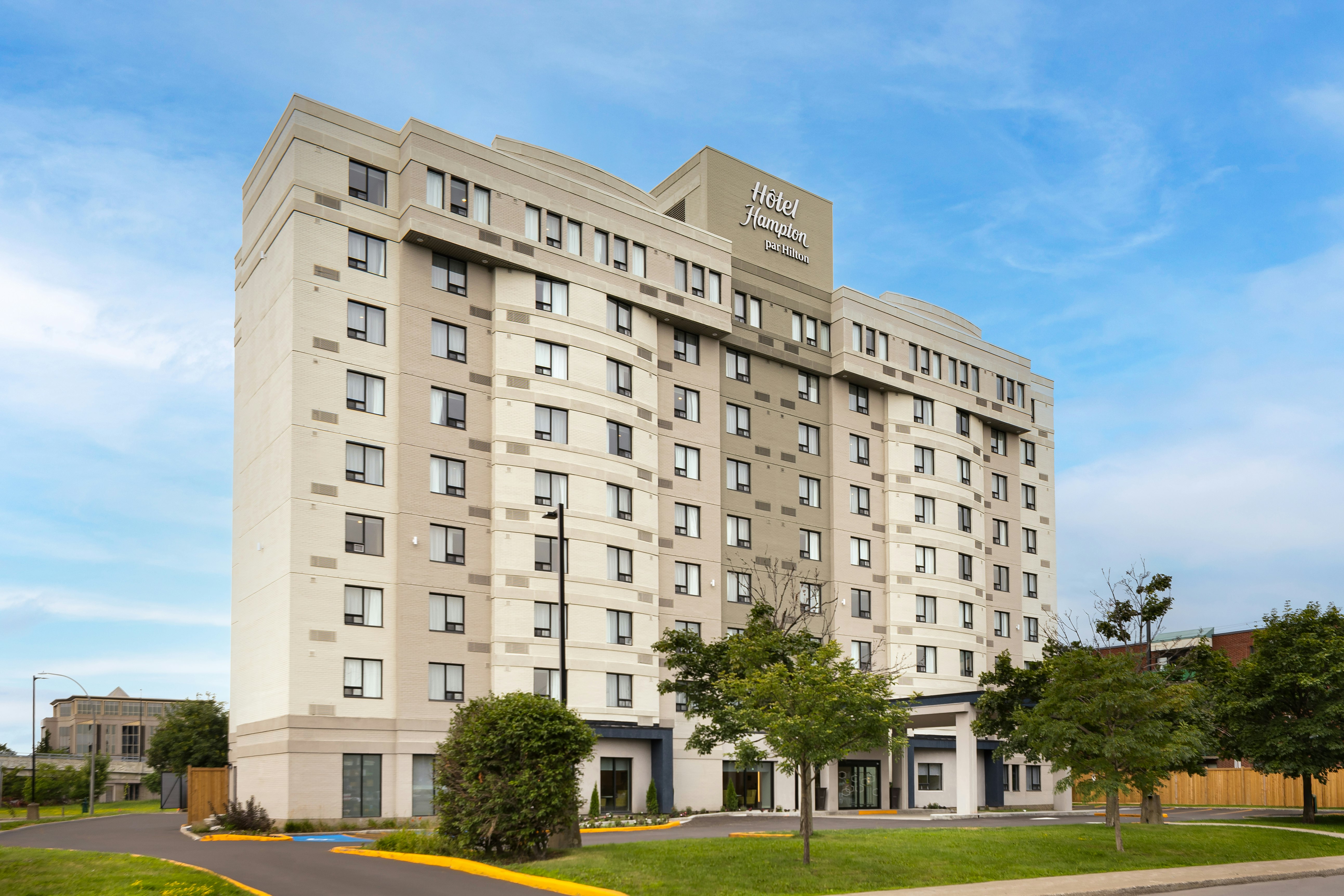 Hampton Inn by Hilton Montreal East Anjou 1/24