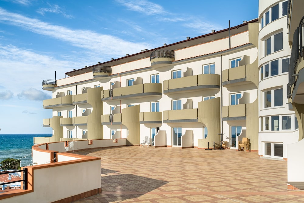 Carlton Hotel Riviera - Cefalu 66/70
