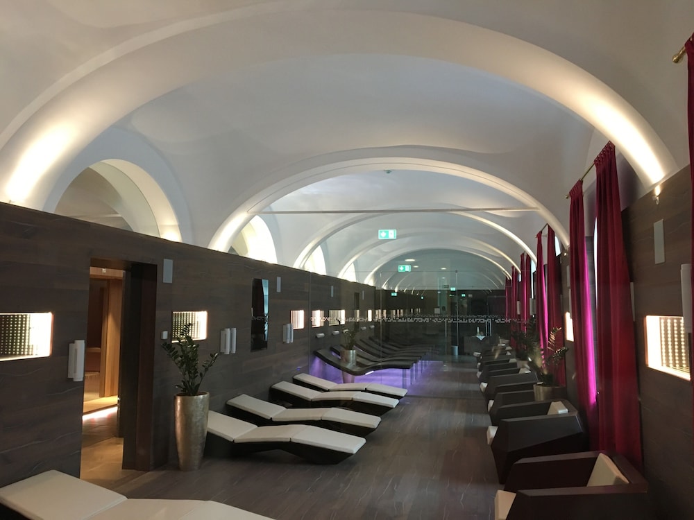 Grand Hotel Sava Superior 35/76