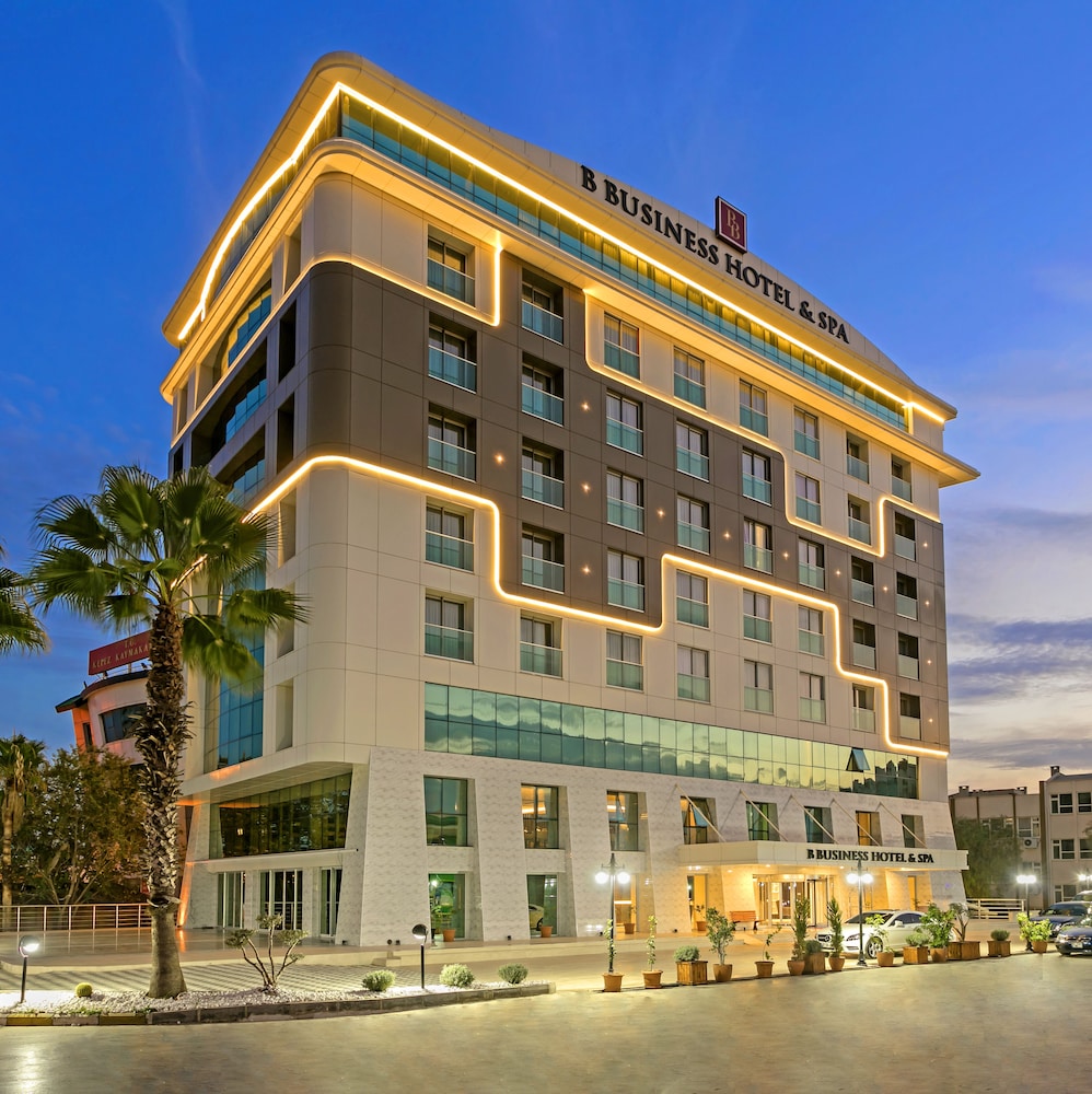 B Business Hotel & Spa 2/53