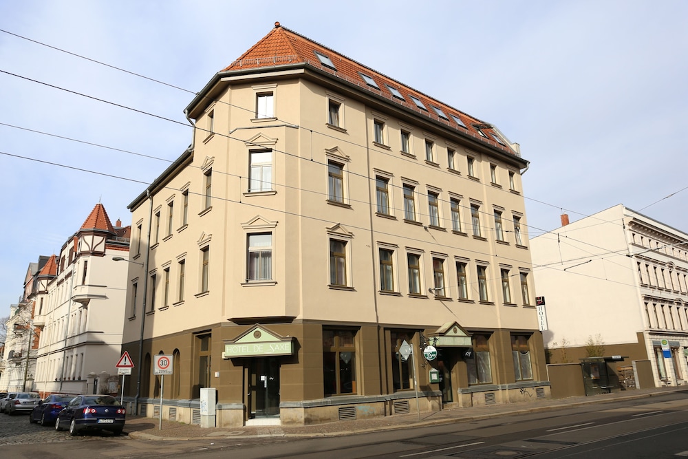 HOTEL DE SAXE 3/28
