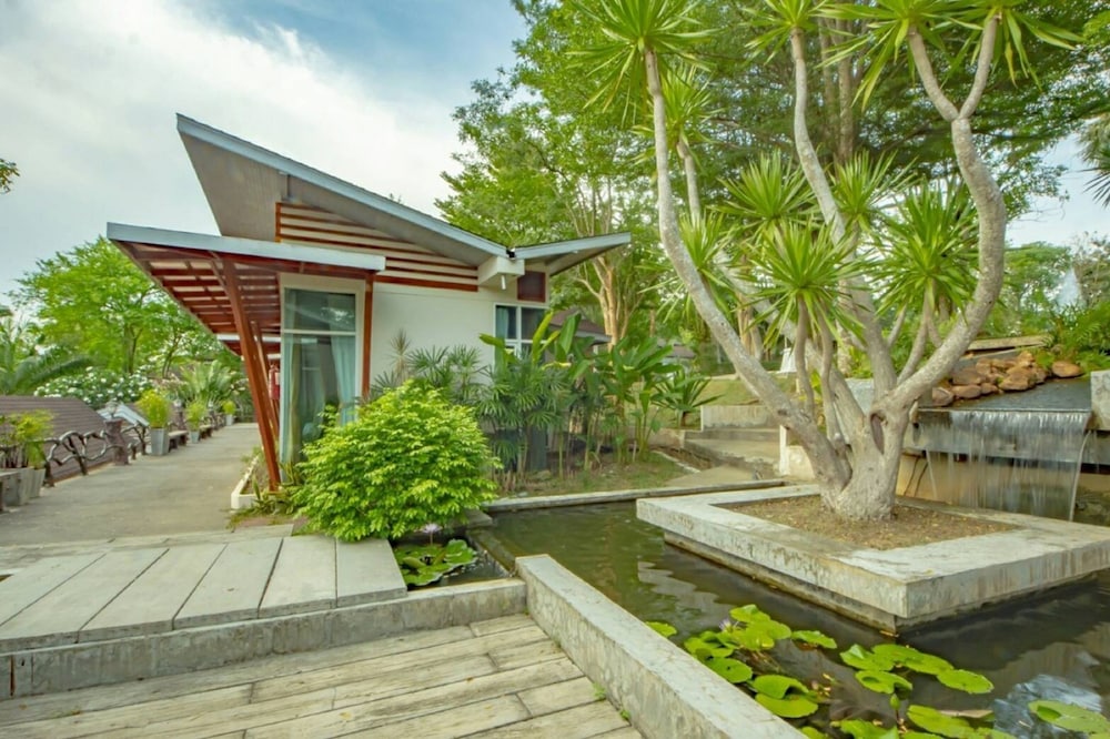 Nana Resort Kaengkrachan 53/65
