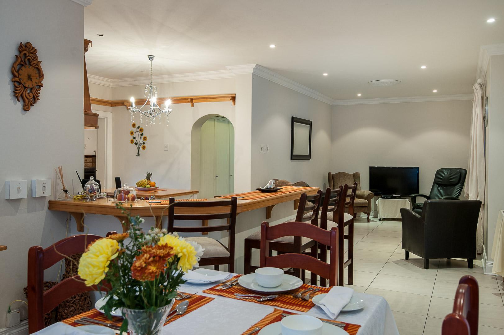 Brother's Guest House (The) 4/9