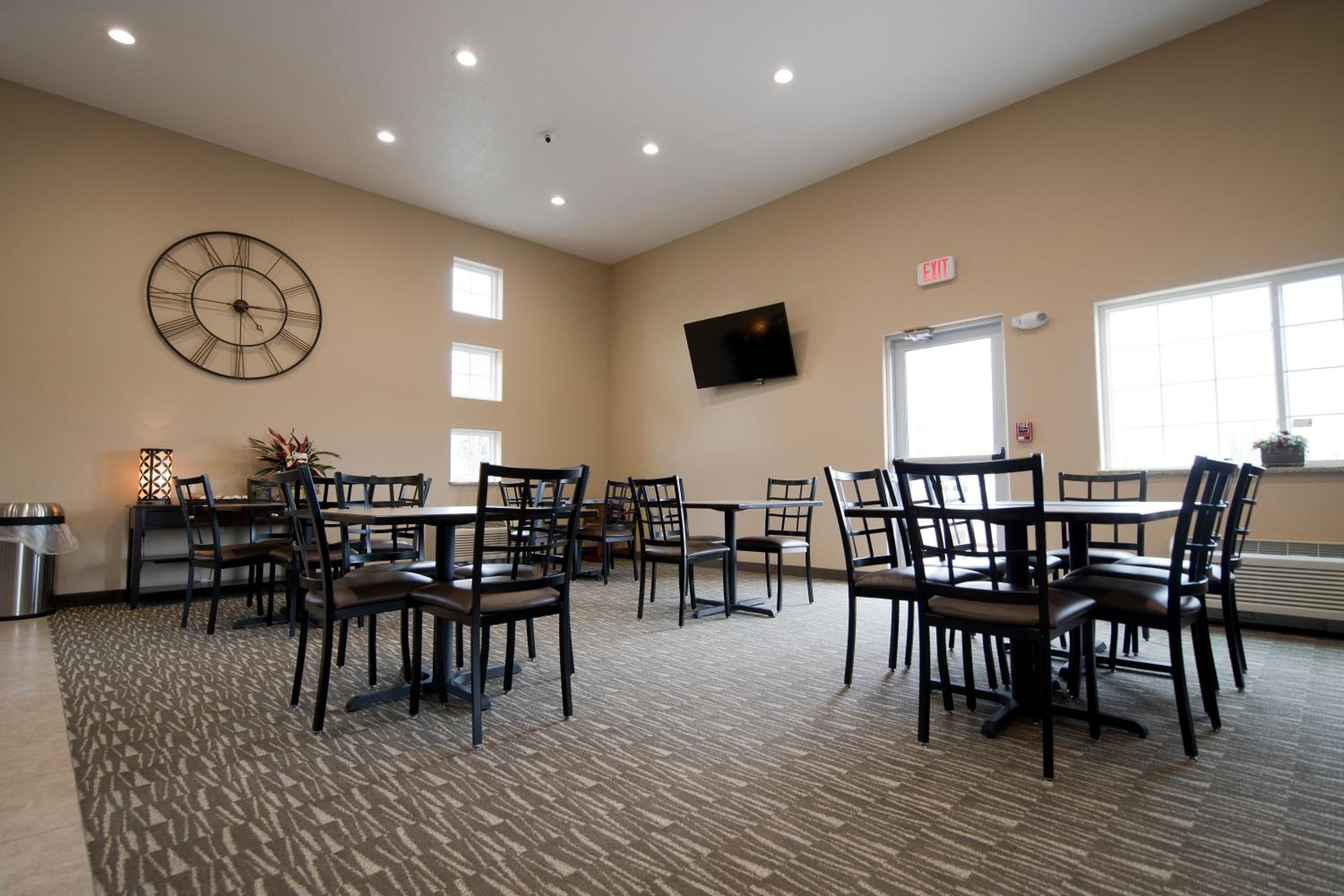 Cornerstone Inn & Suites 15/15