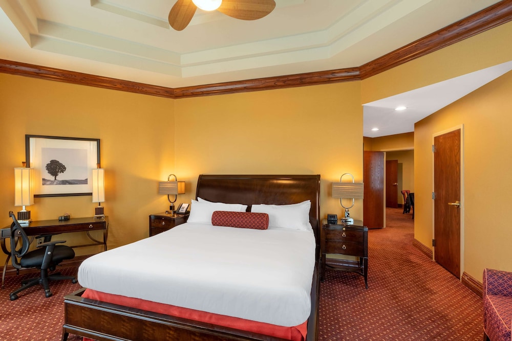 Wyndham Grand Oklahoma City Downtown 13/68