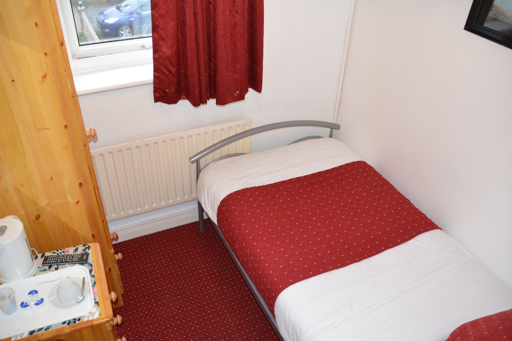 Bow Guest House 22/51