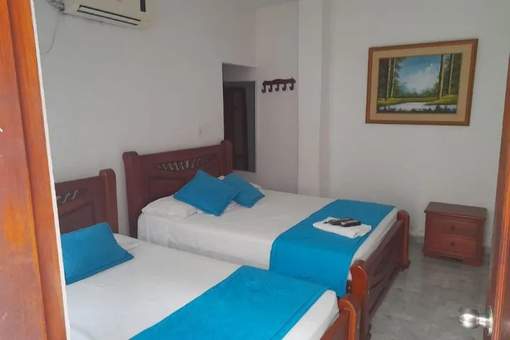 Hotel Isla Capri 4/17