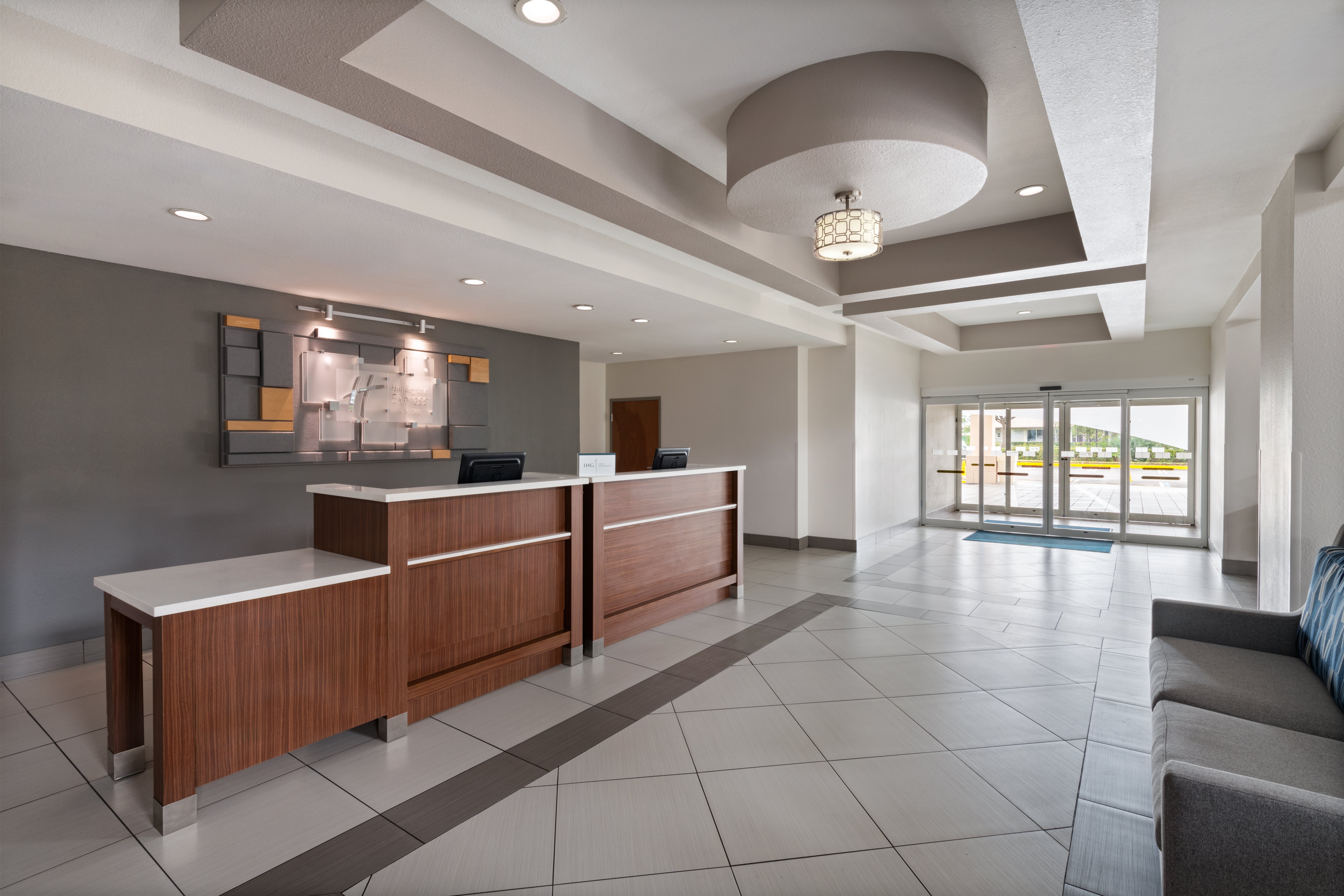 Holiday Inn Express Suites Boynton Beach West 14/71
