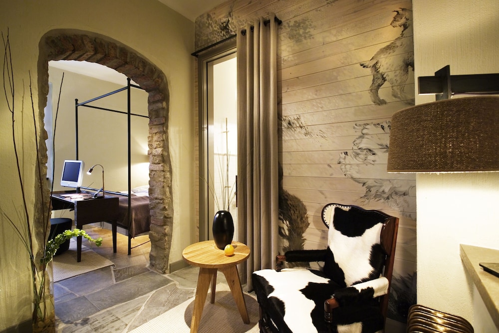 Ulfsunda Slott 6/47