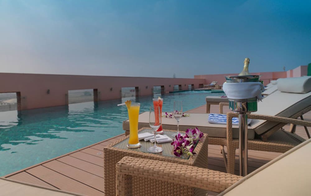 Royal Orchid Jaipur 55/62