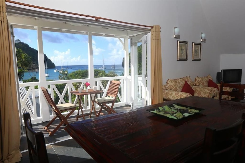 Marigot Beach Club and Dive Resort 50/75
