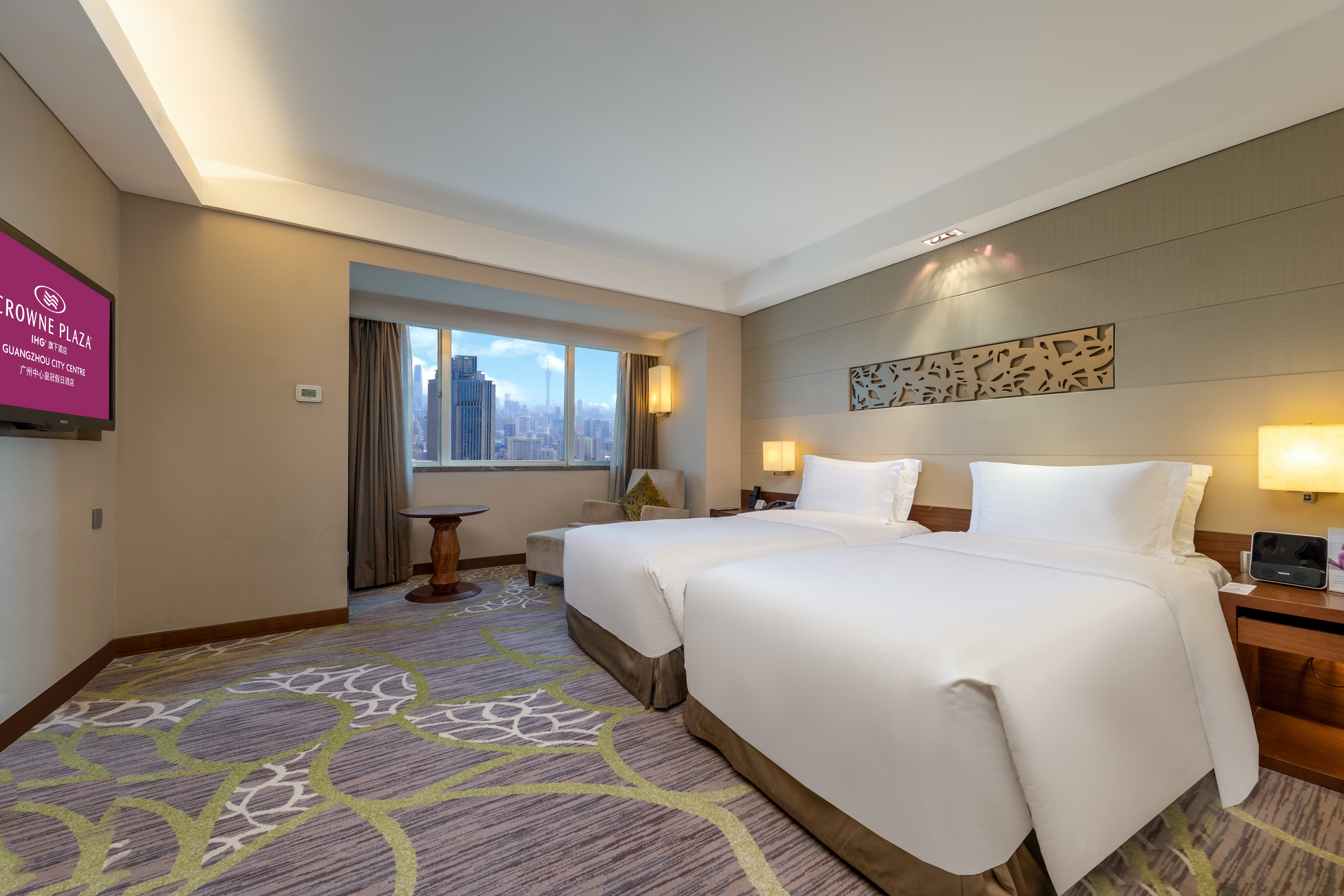 Crowne Plaza City Centre 28/78