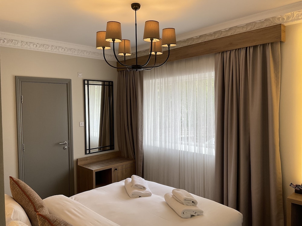 The Old Mill Hotel &amp; Lodge 49/67