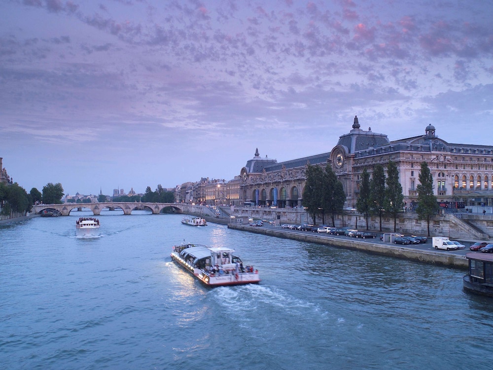 Mercure Paris Bercy Bibliotheque 60/65