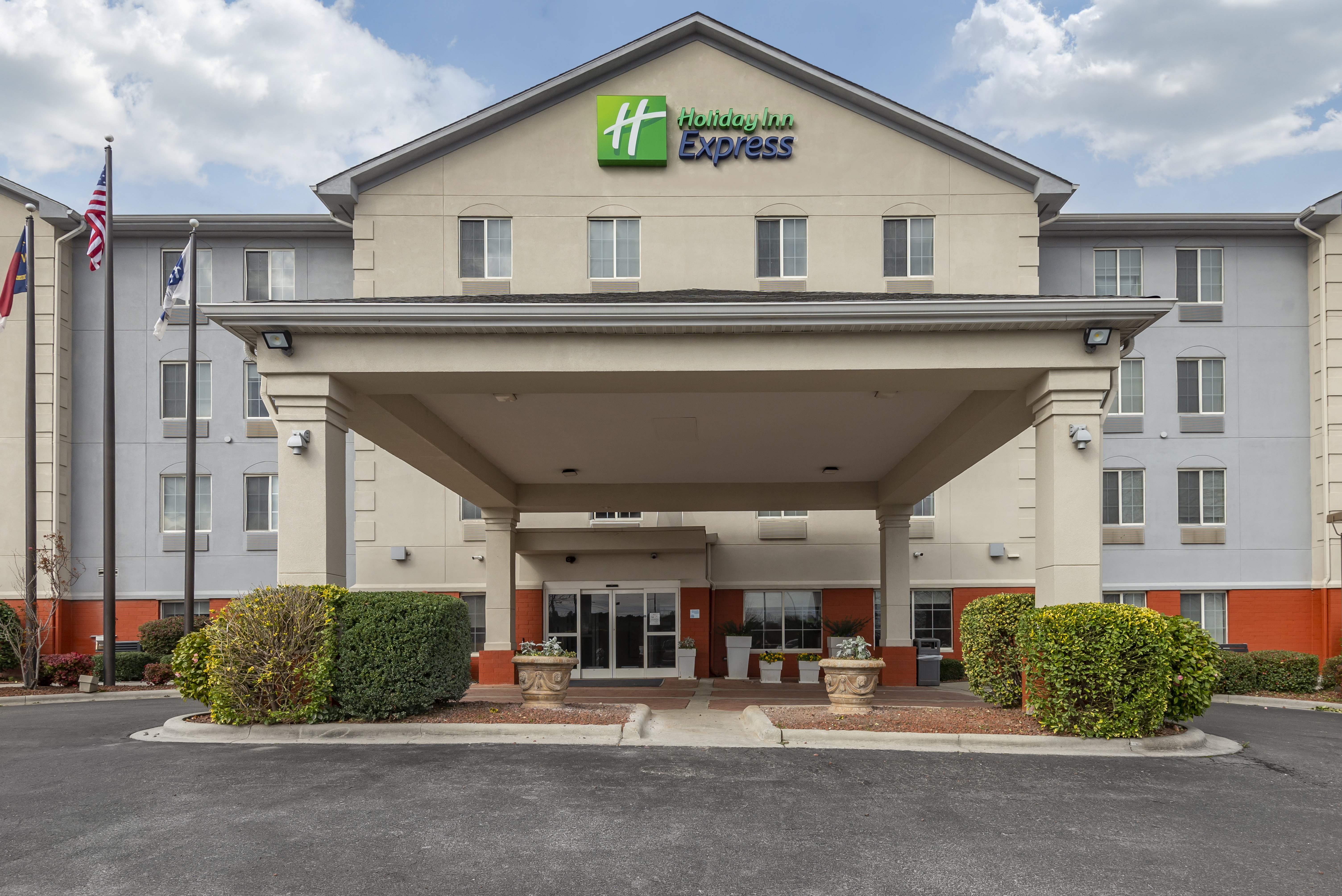 Holiday Inn Express Charlotte West - Gastonia, an IHG Hotel 72/80