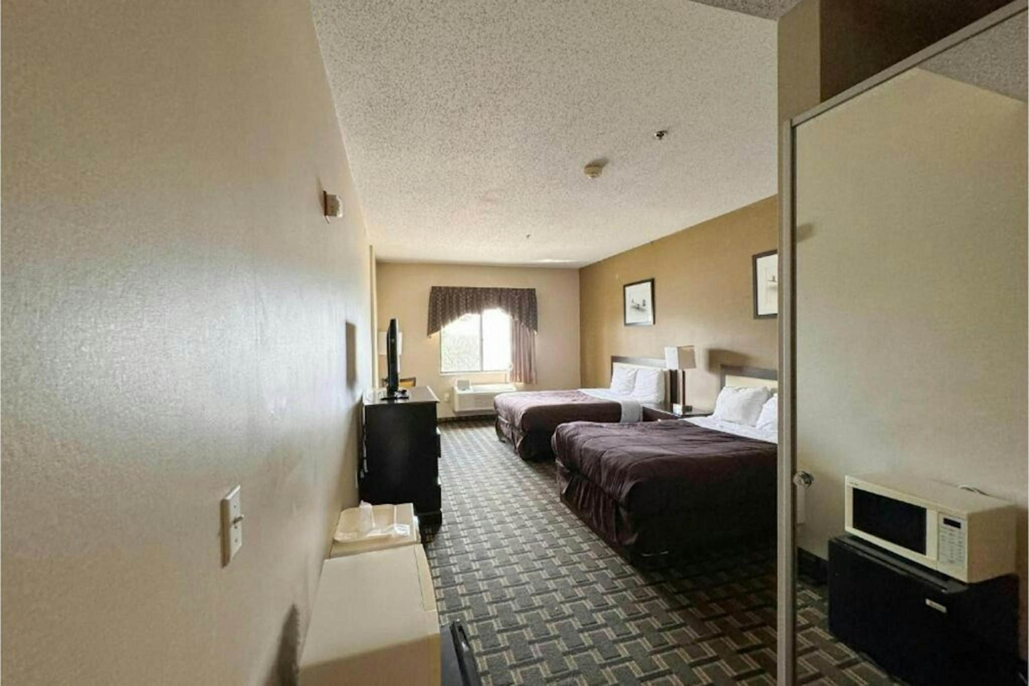 Fairbridge Inn & Suites Batavia - Darien Amusement Park 33/33