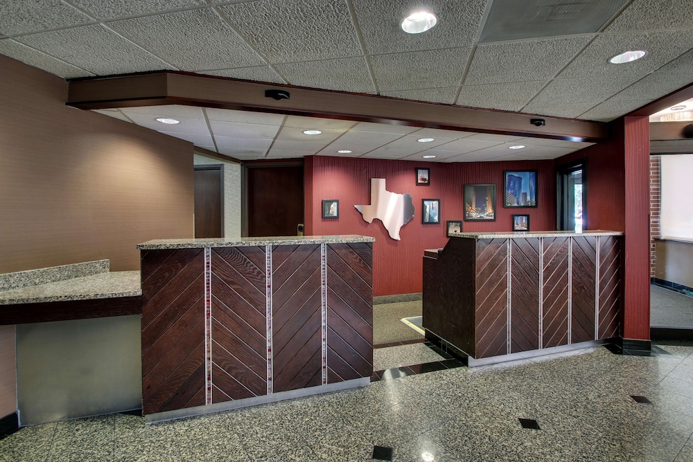 Drury Inn & Suites Near the Galleria Houston 3/49