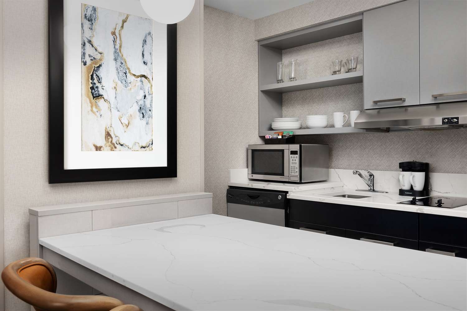 Suite, King Bed, Accessible, Homewood Suites by Hilton York 4/5
