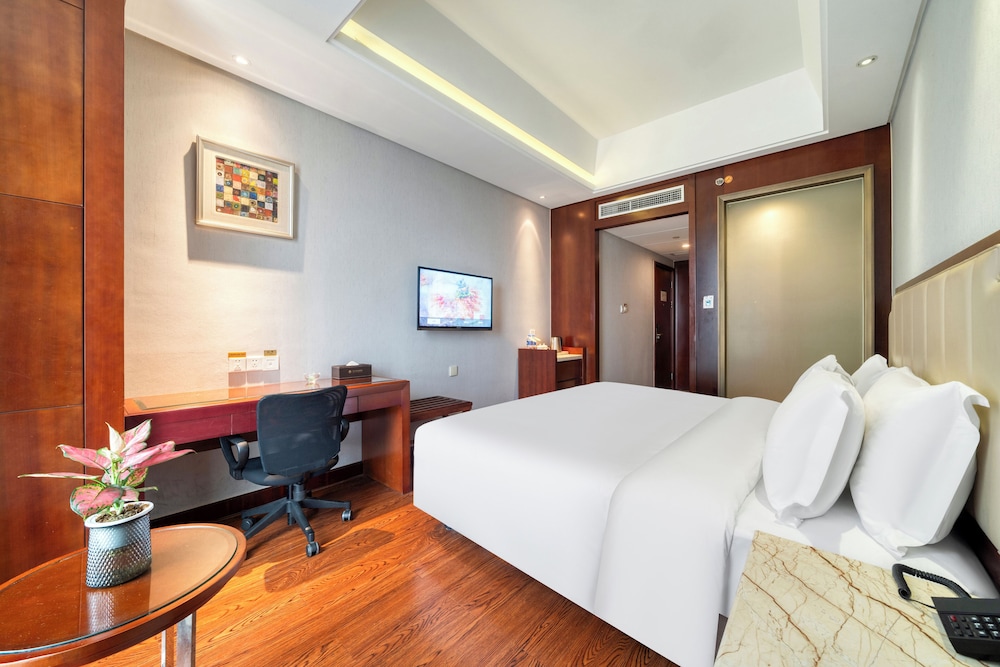Gowin Hotel 8/16