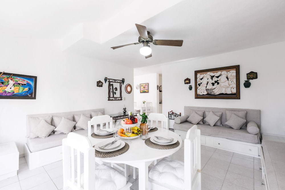 Beach Bungalows Los Corales 24/50