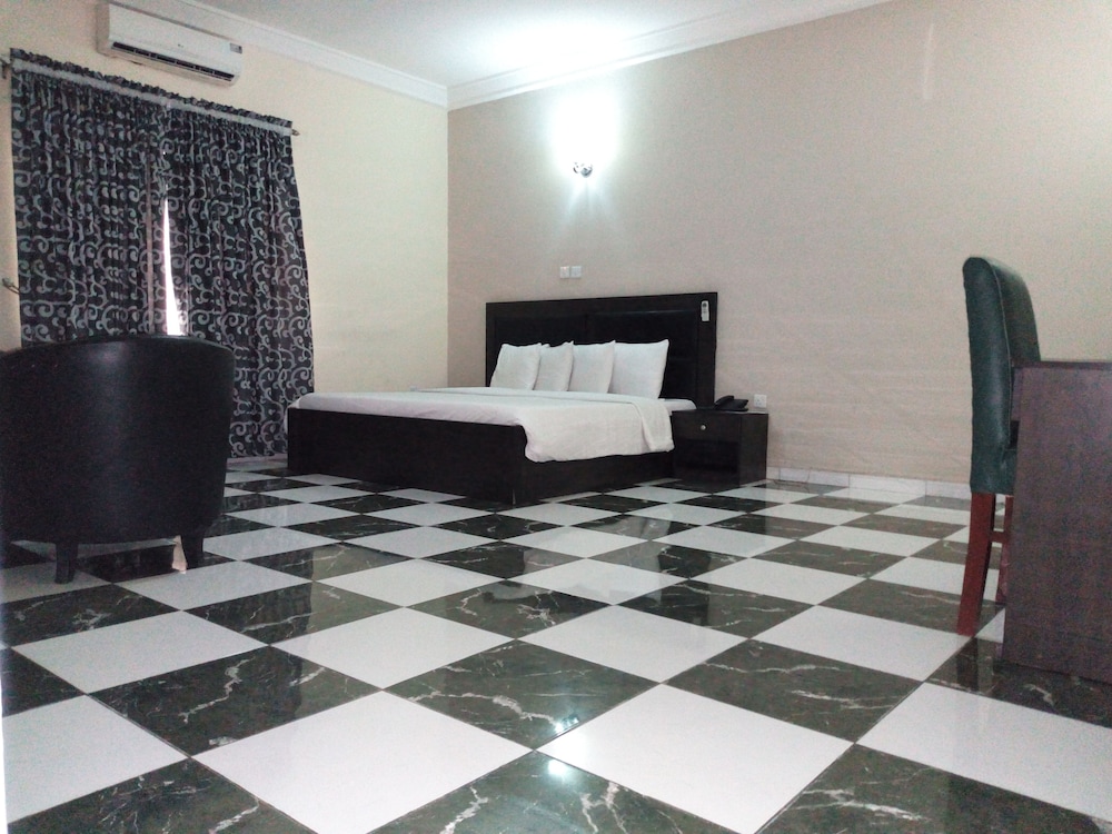 Eliata Hotel & Suites 5/18