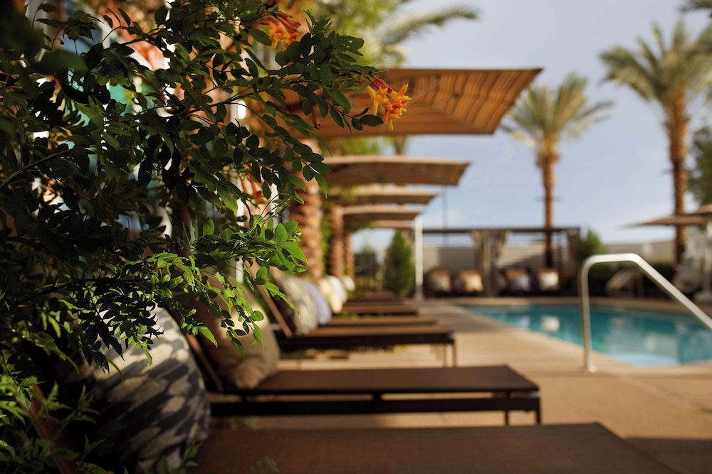 Hyatt Place Las Vegas At Silverton Village 42/42