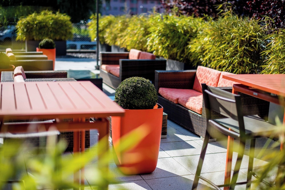 Grand Hotel et Centre Thermal d Yverdon les Bains 50/58