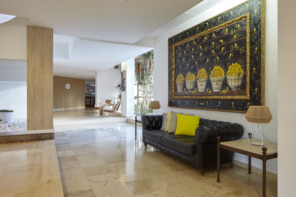 Hotel Tres Torres 41/65