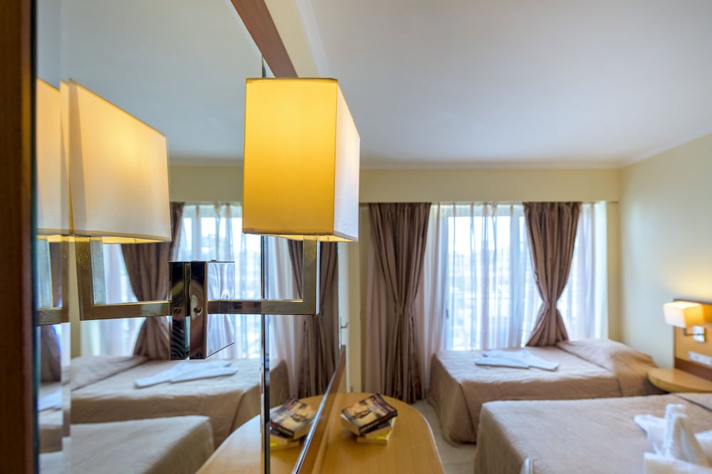 Manousos City Hotel 22/50